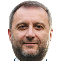Девис Мангиа